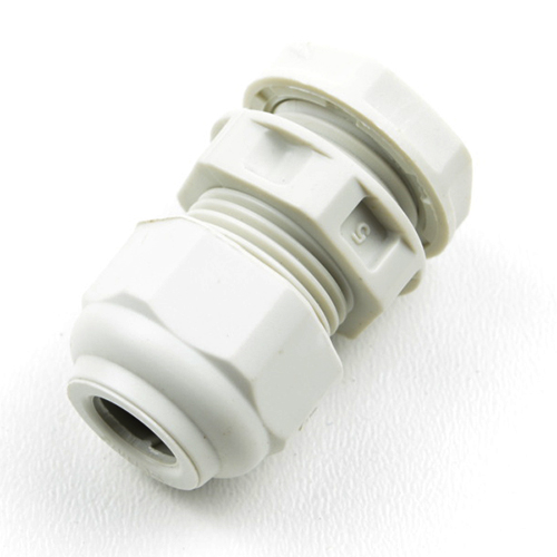 Vývodka na vodiče PG-13,5